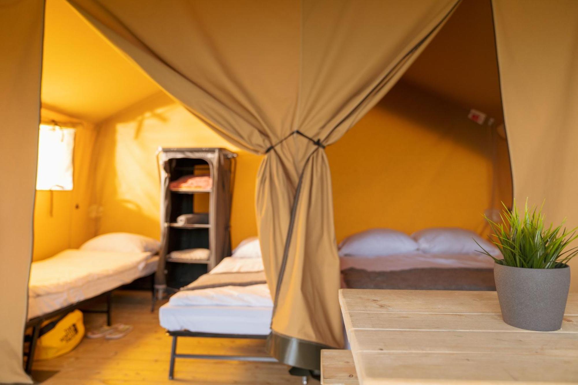 Laguna Beach Family Camps Oeland Mörbylånga Buitenkant foto